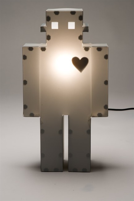 The-Moocow-Robot-Lamp-1.jpg